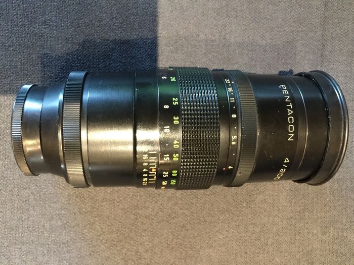 Vintage lens Pentacon 200 mm, f.4. Bokeh monster.