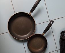free pans