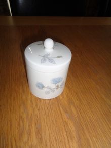 Wedgewood Ceramic Trinket Pot with Lid for Sale