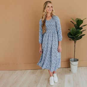 The Casual Company - Nadia Dress - Blue Floral - Size 14/16 - Brand New with Tag