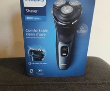 Philips men's electric shaver