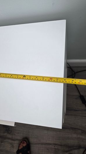 set of bedroom furniture
