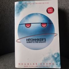 The Complete Hitchhiker's Guide to the Galaxy: The Trilogy of Five