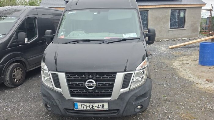 NV400 van