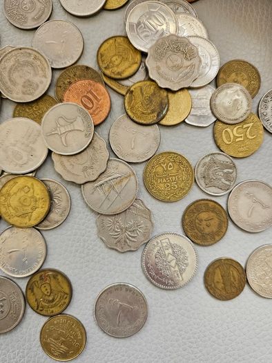 Collection of mixed international coins