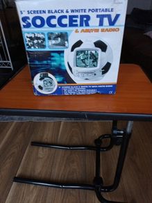 5 inch screen black and white portable soccer tvwith am/fm radio