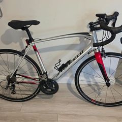 Specialized  Road Bike  Shimano Ultegra   Like New