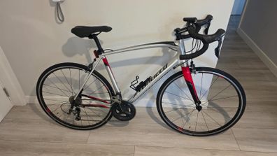 Specialized  Road Bike  Shimano Ultegra   Like New