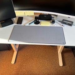ER Gear electric height adjustable desk