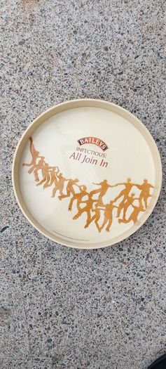 baileys drinks tray ,,see pictures for condition, good, used condition, sold as is ,buyer collects or pays postage thank you,