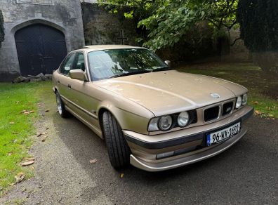 1996 BMW E34 520i Manual