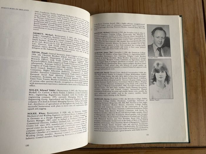 Who's Who In Ireland The Influential 1,000 1984 Vesey Book
