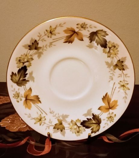 Royal Doulton Larchmont 7 x Two Handed Soup Bowl and Saucer