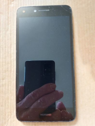 HUAWEI Mobile Phone, Model Cun-L01, 8GB, in very good condition