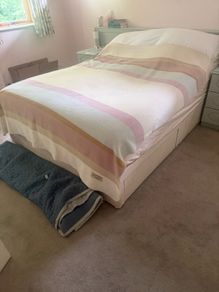 king size bed
