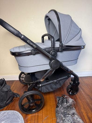 New condition icandy Peach 7 travel system pram