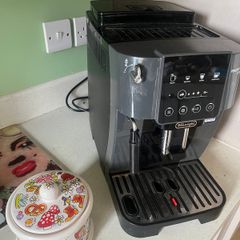 DE LONGHI Magnifica Start Coffee Maker
