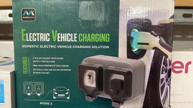 Mode 2 2.3KW 3 Pin Socket Electric Vehicle Charger