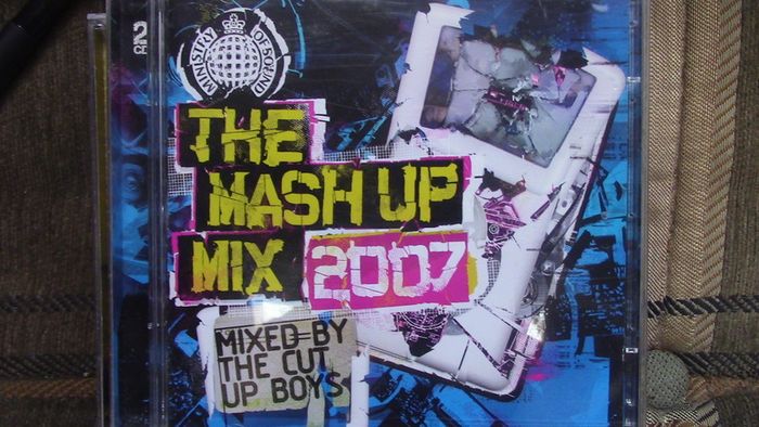 The Mash Up Mix 2007 (Double CD)