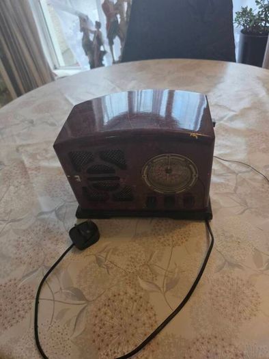 antique radio