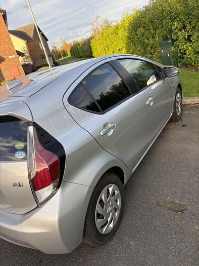 2015 Toyota Aqua S 1.5 Hybrid Automatic | LOW KM