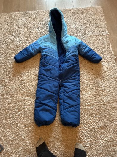 kids snowsuit