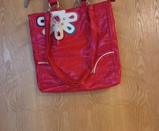 Elecanz  Large Red Handbag.  S. Large.  B.N.W.T