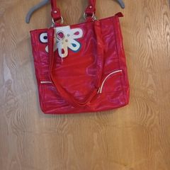 Elecanz  Large Red Handbag.  S. Large.  B.N.W.T