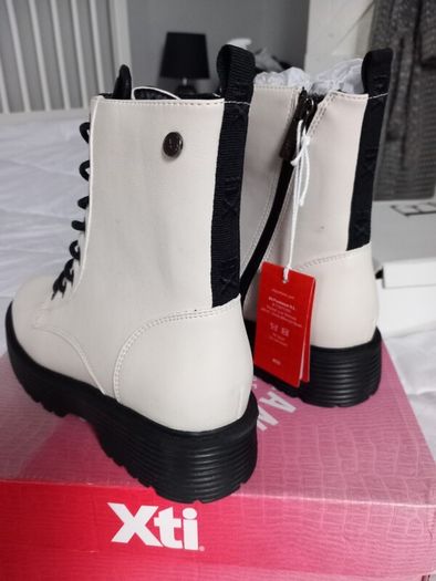 xti boots