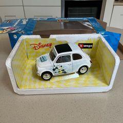 Disney Fiat 500 Minnie Mouse 1/18 Burago