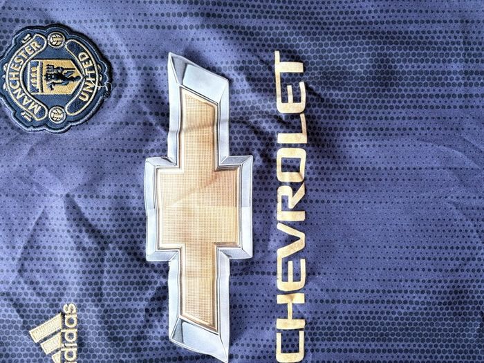 Manchester United jersey away