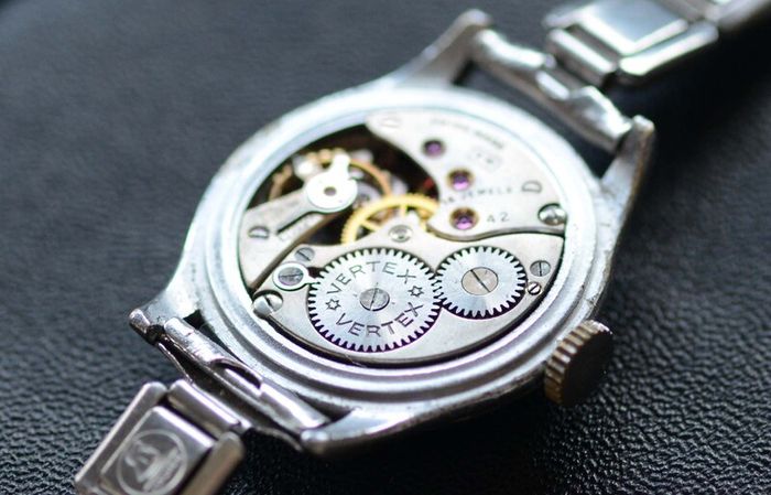 Vintage Swiss Made Vertex Ladies Manual Watch
