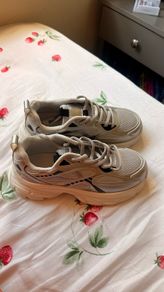 Unisex sneakers