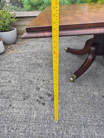 19Th Century Georgian Mahogany Dining Table