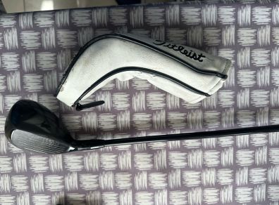 Titleist 818h Hybrid 21 degree