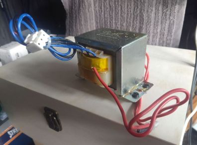 DYI Power Transformer input 220V to output AC 15V x 2 current 2.2A