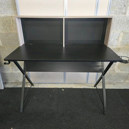 Home office desks