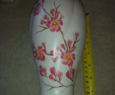 Lovely Radford flower vase 18 x13.4 cm. made in England