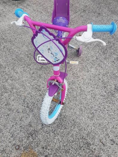 Girls bike