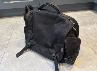 STM Laptop Messenger Bag
