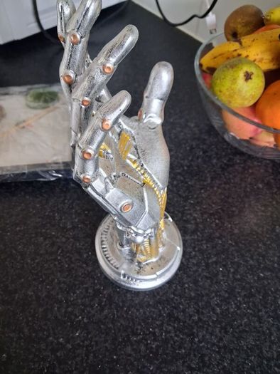 cyberpunk controller holder