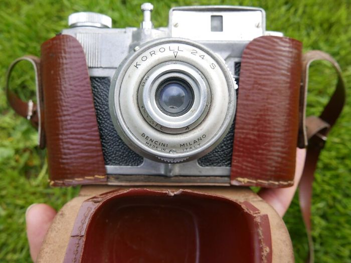 Vintage Bencini Koroll 24 S camera with original case