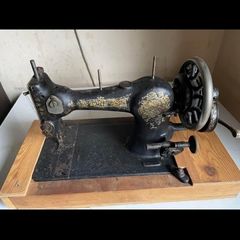 Jones Cylinder Shuttle Sewing Machine