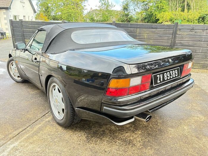 Porsche 944 S2 Cabriolet