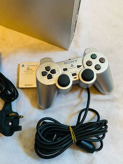 Silver PlayStation 2