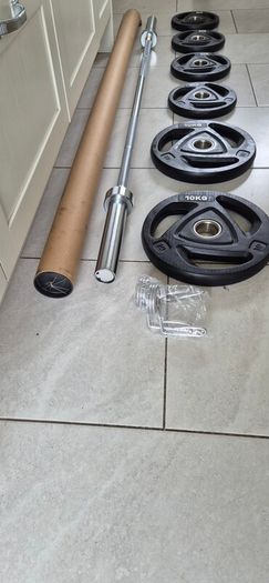 brand new olympic tri grip weight lifting set A