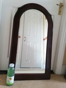 Beautiful mahogany mirror in perfect condition