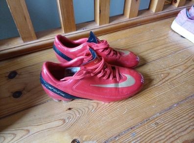 Nike Mercurial Football boots Size 3