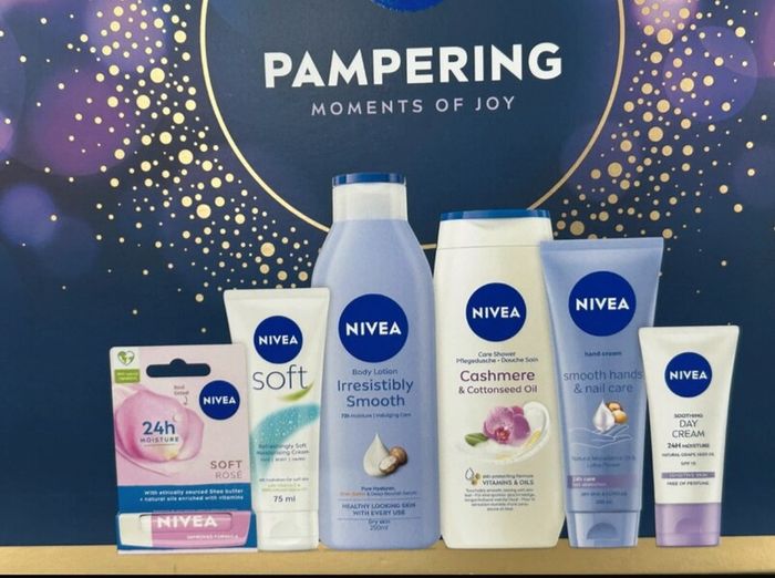 Brand-new Pampering Moments of Joy Skincare Gift Set