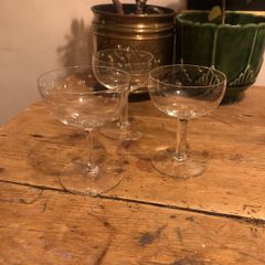 vintage crystal champagne glasses coupes  x3